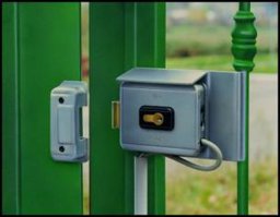 Toon details voor Viro V90 electronisch hekslot 7928.404 ver. Afbeelding van Viro V90 electronisch hekslot 7928.404 ver.